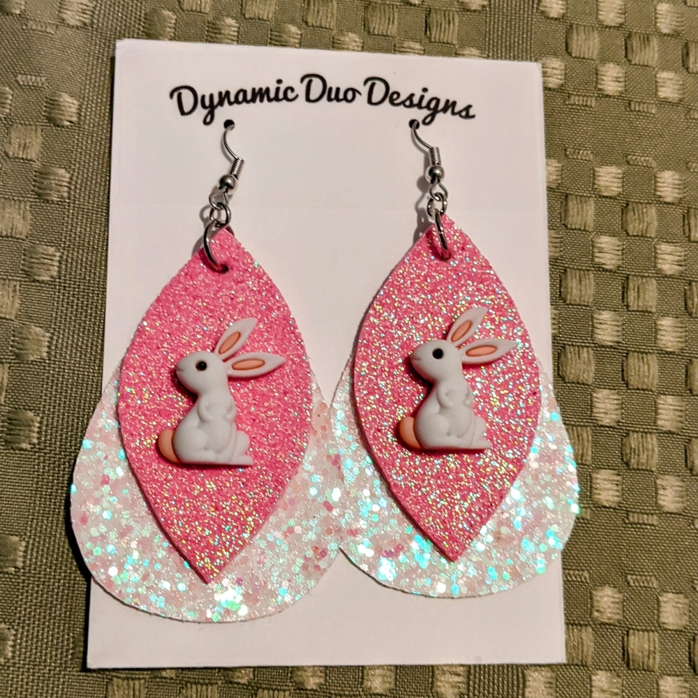 💥SALE💥 Barbie Pink Bunny Rabbit Glitter Earrings  Easter Brand New - Picture 6 of 9